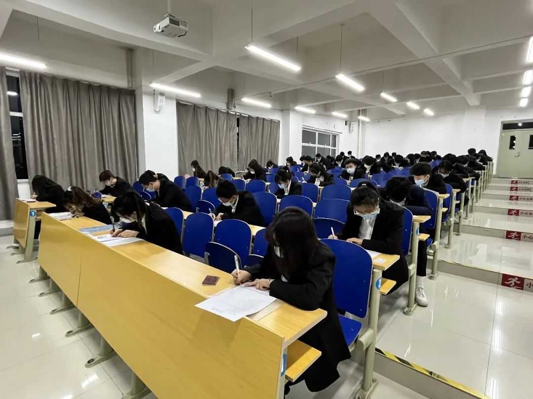 微信图片_20220420192608.jpg 微信图片_20220420192608.jpg