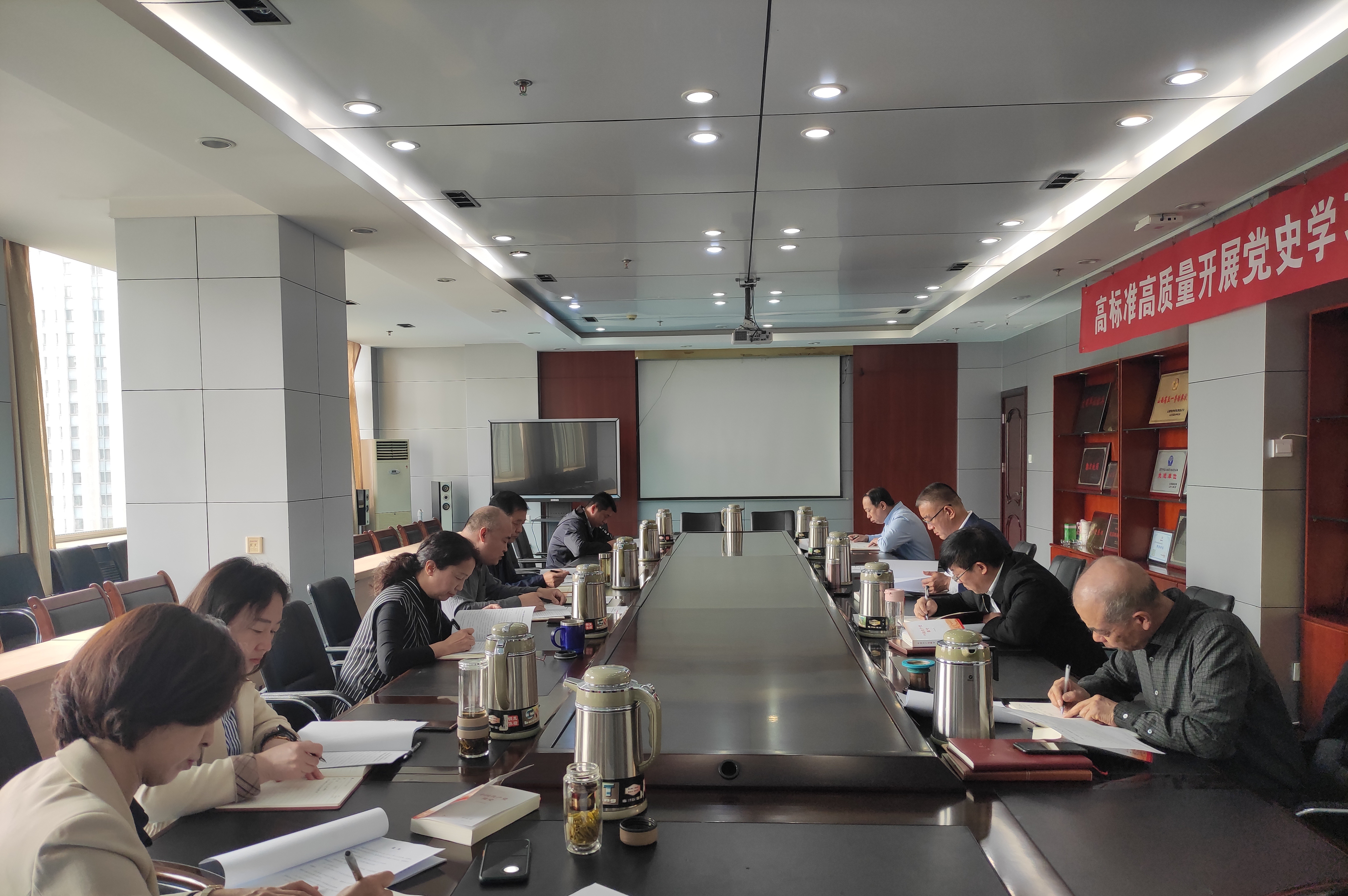 上网站的照片.jpg 上网站的照片.jpg